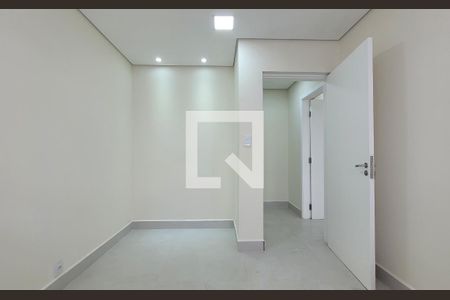 Casa à venda com 300m², 5 quartos e 3 vagas Casa à venda com 300m², 5 quartos e 3 vagasQuarto 3