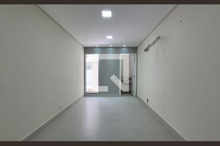 Casa à venda com 300m², 5 quartos e 3 vagas Casa à venda com 300m², 5 quartos e 3 vagasSuíte