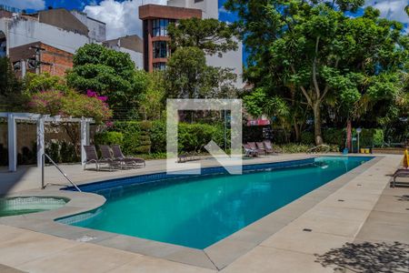 Apartamento para alugar com 95m², 3 quartos e 2 vagas Apartamento para alugar com 95m², 3 quartos e 2 vagasÁrea comum - Piscina