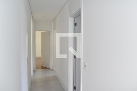 Corredor de apartamento para alugar com 3 quartos, 152m² em Centro, Curitiba