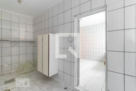 Casa à venda com 162m², 3 quartos e 2 vagas Casa à venda com 162m², 3 quartos e 2 vagasÁrea de Serviço Casa 2