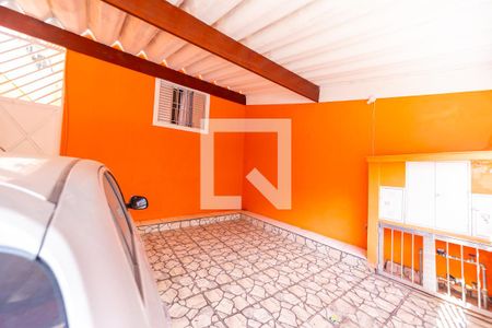 Casa à venda com 162m², 3 quartos e 2 vagas Casa à venda com 162m², 3 quartos e 2 vagasEntrada