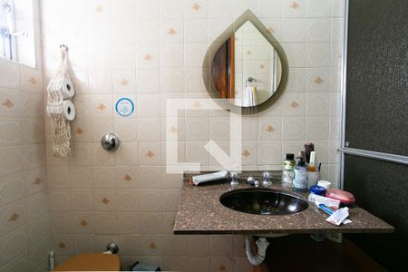 Casa à venda com 340m², 3 quartos e 3 vagasBanheiro da Suíte