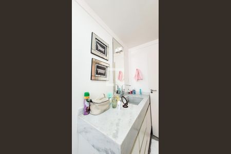 Apartamento à venda com 70m², 2 quartos e 1 vagaBanheiro Social