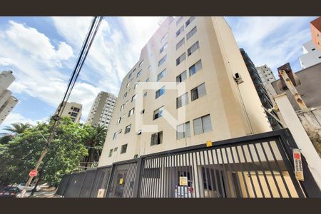 Apartamento à venda com 70m², 2 quartos e 1 vagaFachada