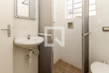 Casa à venda com 136m², 3 quartos e 2 vagasBanheiro