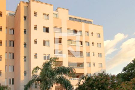 Apartamento à venda com 89m², 3 quartos e 2 vagasFachada