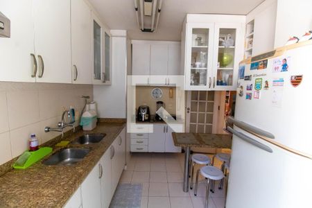 Apartamento à venda com 123m², 3 quartos e 1 vaga Apartamento à venda com 123m², 3 quartos e 1 vagaCozinha e Área de Serviço