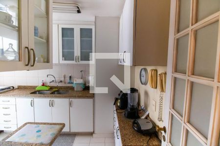 Apartamento à venda com 123m², 3 quartos e 1 vaga Apartamento à venda com 123m², 3 quartos e 1 vagaCozinha e Área de Serviço