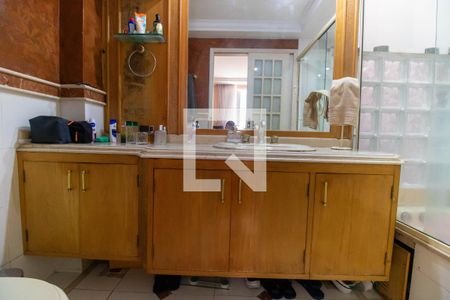 Apartamento à venda com 123m², 3 quartos e 1 vaga Apartamento à venda com 123m², 3 quartos e 1 vagaBanheiro da Suíte