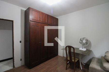 Casa à venda com 360m², 3 quartos e 6 vagas Casa à venda com 360m², 3 quartos e 6 vagasQuarto 1