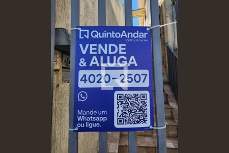 Casa à venda com 340m², 1 quarto e 2 vagas Casa à venda com 340m², 1 quarto e 2 vagasPlaca