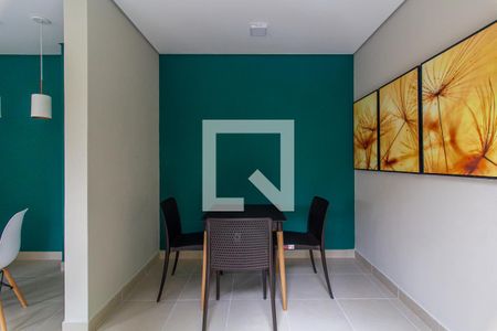 Apartamento para alugar com 34m², 2 quartos e sem vagaÁrea comum - Salão de festas