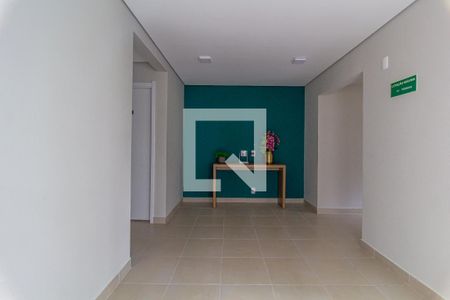 Apartamento para alugar com 34m², 2 quartos e sem vagaÁrea comum - Salão de festas