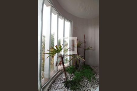 Casa de condomínio para alugar com 420m², 4 quartos e 6 vagas Casa de condomínio para alugar com 420m², 4 quartos e 6 vagasDetalhe do Banheiro da Suíte 3