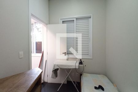 Casa de condomínio para alugar com 420m², 4 quartos e 6 vagas Casa de condomínio para alugar com 420m², 4 quartos e 6 vagasÁrea de Serviço