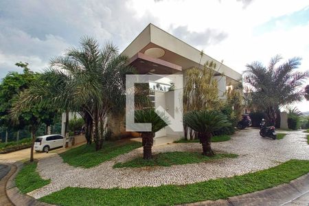 Casa de condomínio para alugar com 420m², 4 quartos e 6 vagas Casa de condomínio para alugar com 420m², 4 quartos e 6 vagasFachada do Prédio