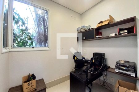 Casa de condomínio para alugar com 420m², 4 quartos e 6 vagas Casa de condomínio para alugar com 420m², 4 quartos e 6 vagasEscritório