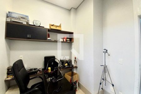 Casa de condomínio para alugar com 420m², 4 quartos e 6 vagas Casa de condomínio para alugar com 420m², 4 quartos e 6 vagasÉscritório