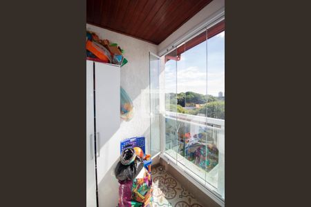 Casa à venda com 600m², 9 quartos e 10 vagas Casa à venda com 600m², 9 quartos e 10 vagasVaranda Quarto 8