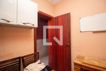 Casa à venda com 600m², 9 quartos e 10 vagas Casa à venda com 600m², 9 quartos e 10 vagasQuarto de Serviço