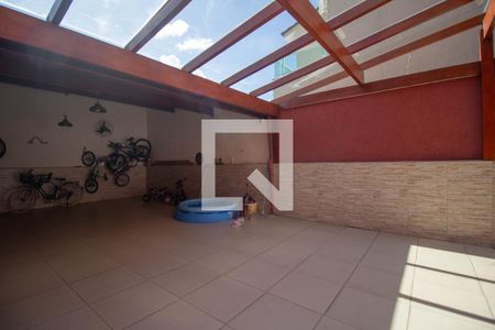 Casa à venda com 600m², 9 quartos e 10 vagas Casa à venda com 600m², 9 quartos e 10 vagasGaragem