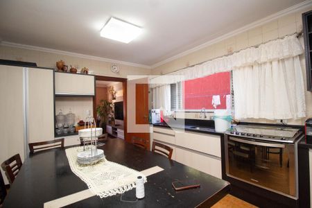 Casa à venda com 600m², 9 quartos e 10 vagas Casa à venda com 600m², 9 quartos e 10 vagasCozinha