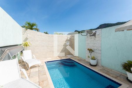 Apartamento à venda com 220m², 3 quartos e 2 vagasVaranda