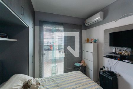 Apartamento à venda com 220m², 3 quartos e 2 vagasQuarto 1 (segundo andar)