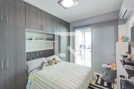 Apartamento à venda com 220m², 3 quartos e 2 vagasQuarto 1 (segundo andar)
