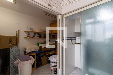 Apartamento à venda com 83m², 3 quartos e 1 vaga Apartamento à venda com 83m², 3 quartos e 1 vagaÁrea de Serviço