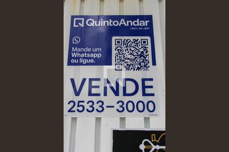 Casa à venda com 360m², 3 quartos e 2 vagas Casa à venda com 360m², 3 quartos e 2 vagasPlaquinha Instalada