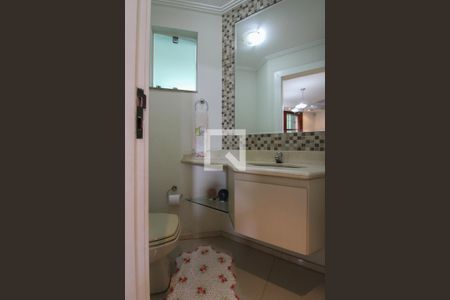 Casa à venda com 360m², 3 quartos e 2 vagas Casa à venda com 360m², 3 quartos e 2 vagasLababo