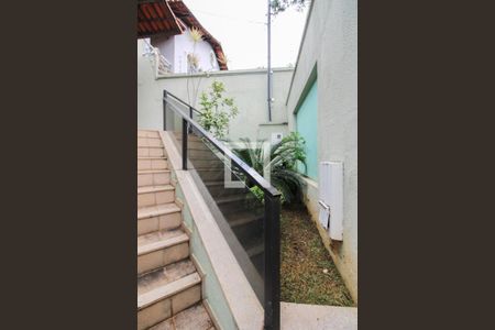 Casa à venda com 360m², 3 quartos e 2 vagas Casa à venda com 360m², 3 quartos e 2 vagasJardim