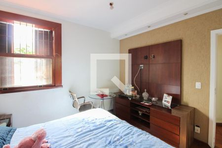 Casa à venda com 360m², 3 quartos e 2 vagas Casa à venda com 360m², 3 quartos e 2 vagasSuíte