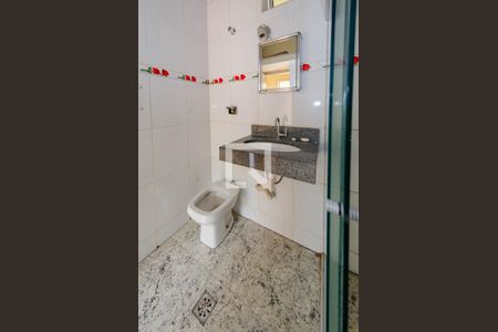 Apartamento à venda com 109m², 2 quartos e sem vagaBanheiro