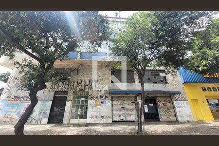Apartamento à venda com 109m², 2 quartos e sem vagaFachada
