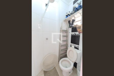 Apartamento à venda com 123m², 3 quartos e sem vaga Apartamento à venda com 123m², 3 quartos e sem vagaBanheiro de serviço