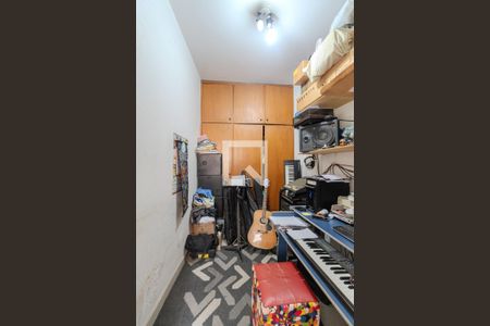 Apartamento à venda com 123m², 3 quartos e sem vaga Apartamento à venda com 123m², 3 quartos e sem vagaQuarto de Serviço