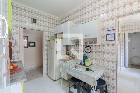 Apartamento à venda com 123m², 3 quartos e sem vaga Apartamento à venda com 123m², 3 quartos e sem vagaCozinha