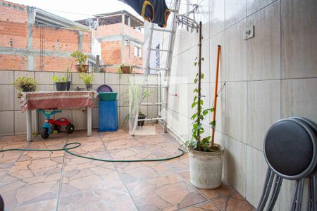 Casa à venda com 105m², 3 quartos e 1 vagaÁrea de Serviço