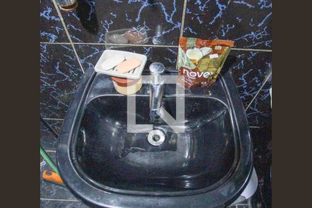 Casa à venda com 105m², 3 quartos e 1 vagaBanheiro