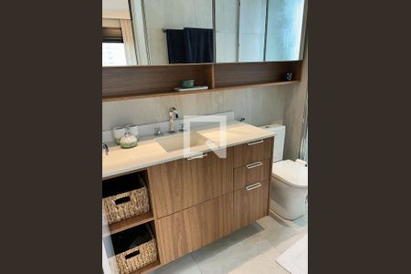 Apartamento à venda com 85m², 2 quartos e 1 vaga Apartamento à venda com 85m², 2 quartos e 1 vagaBanheiro