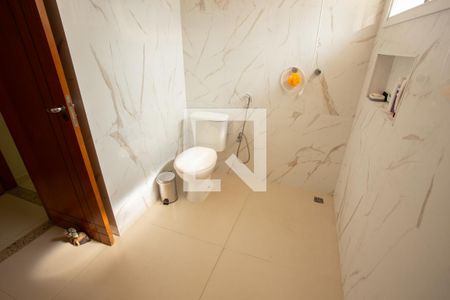 Casa à venda com 160m², 3 quartos e 3 vagas Casa à venda com 160m², 3 quartos e 3 vagasBANHEIRO QUARTO 1