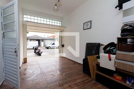 Casa à venda com 139m², 2 quartos e 1 vaga Casa à venda com 139m², 2 quartos e 1 vagaGaragem