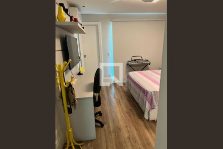 Casa de condomínio à venda com 415m², 4 quartos e 2 vagas Casa de condomínio à venda com 415m², 4 quartos e 2 vagasQuarto 3