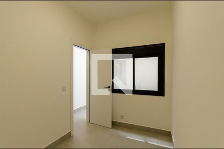 Casa à venda com 136m², 3 quartos e 2 vagas Casa à venda com 136m², 3 quartos e 2 vagasQuarto