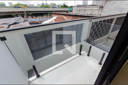 Casa à venda com 136m², 3 quartos e 2 vagas Casa à venda com 136m², 3 quartos e 2 vagasSuíte 1 - sacada