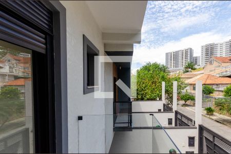 Casa à venda com 136m², 3 quartos e 2 vagas Casa à venda com 136m², 3 quartos e 2 vagasSuíte 2 - sacada