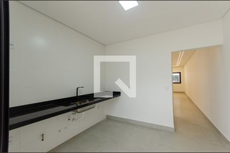 Casa à venda com 136m², 3 quartos e 2 vagas Casa à venda com 136m², 3 quartos e 2 vagasCozinha